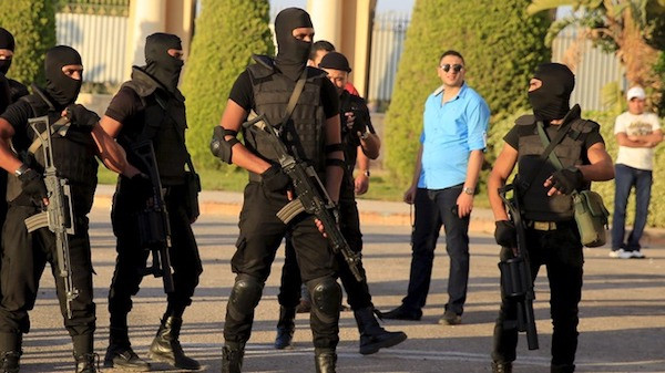 Ai Cập tăng cường an ninh sau vụ tướng quân đội bị bắn chết ảnh 1