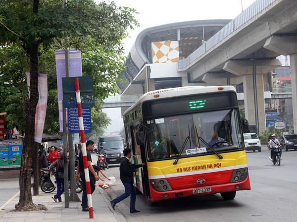 Khẩn trương chuẩn bị lộ trình cấm xe máy vào nội đô Hà Nội ảnh 1