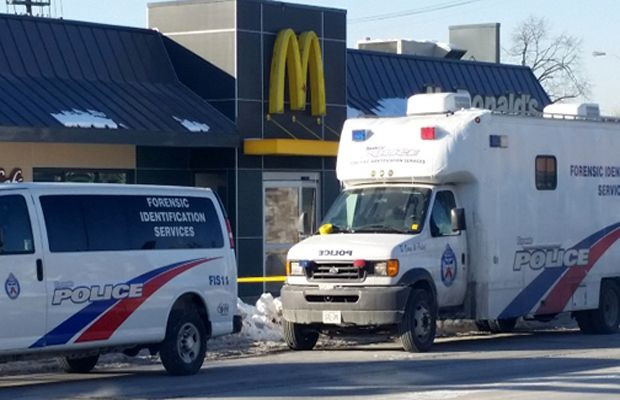Canada: Xả súng tại cửa hàng McDonald, 2 người thiệt mạng ảnh 1