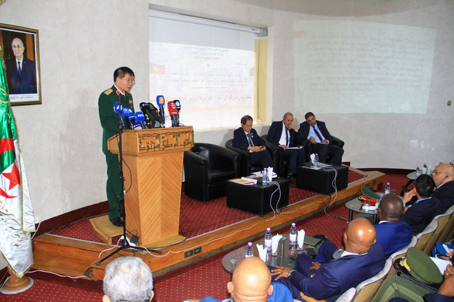 ttxvn_chien thang dien bien phu Algeria (4).jpg