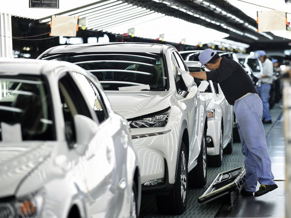 Mặc bê bối, Volkswagen trở thành nhà sản xuất ôtô lớn nhất thế giới ảnh 1