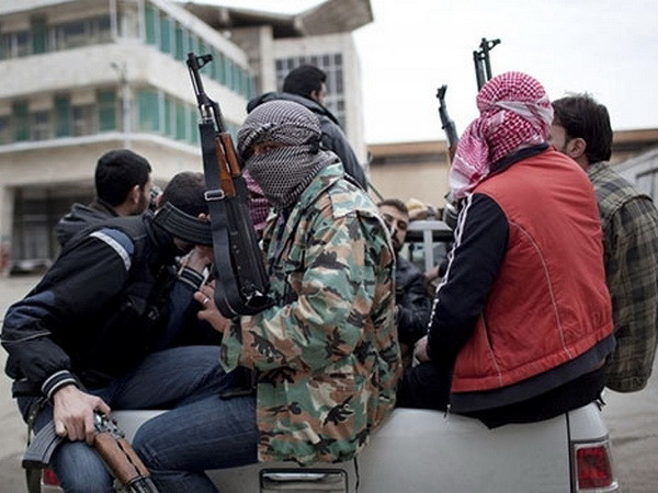 Hơn 1.400 công dân Pháp có liên hệ với phần tử cực đoan Syria ảnh 1