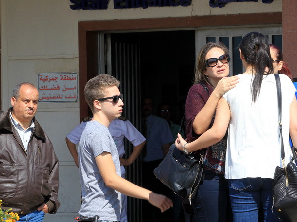 Tổng thống Ai Cập triệu tập họp khẩn về vụ rơi máy bay EgyptAir ảnh 1