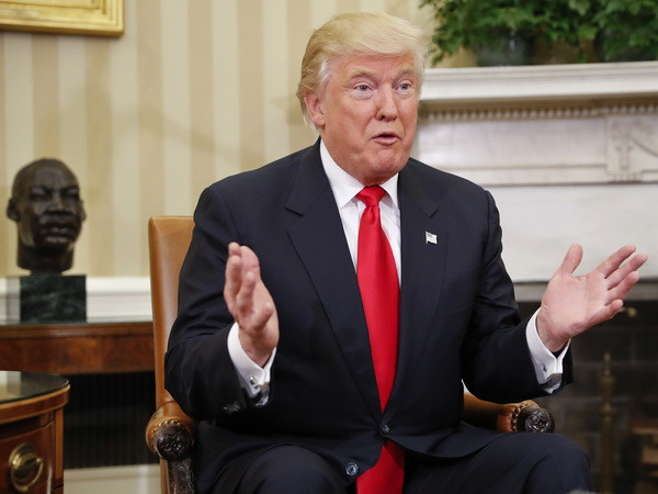 Tổng thống đắc cử Mỹ Donald Trump. (Nguồn: AP/TTXVN) Lãnh đạo Colombia, Pháp nhấn mạnh mối quan hệ chặt chẽ với Mỹ ảnh 1