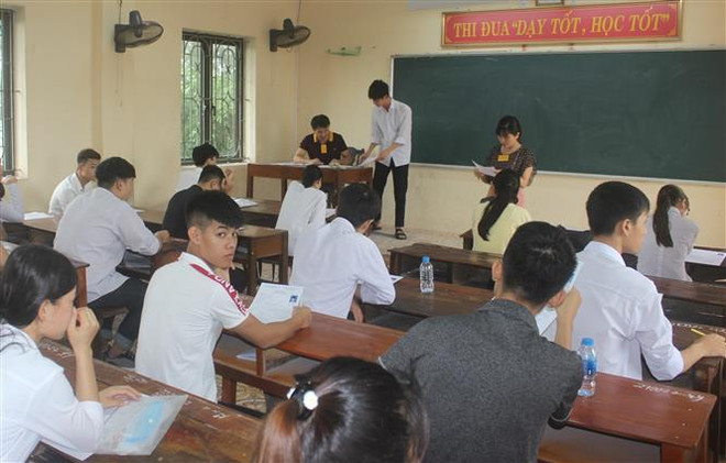 Lào Cai: Sẽ xử lý nghiêm các giám thị vi phạm quy chế thi ảnh 1