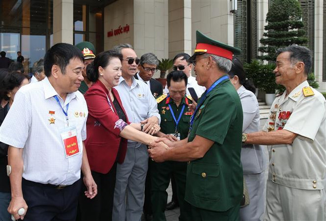 Chủ tịch Quốc hội gặp mặt các thương binh nặng tiêu biểu toàn quốc ảnh 2