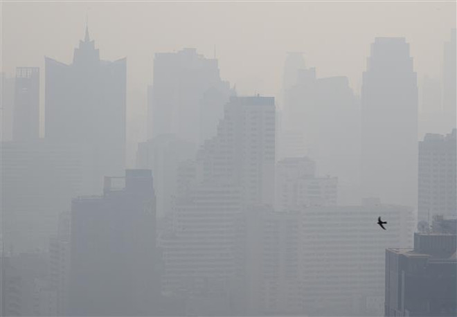 Thái Lan thử nghiệm lắp đặt máy lọc không khí trên nóc xe buýt ảnh 1