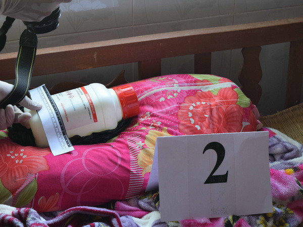 Bực tức vì bị mắng, con trai liệt hai chân đầu độc giết chết cha ảnh 1