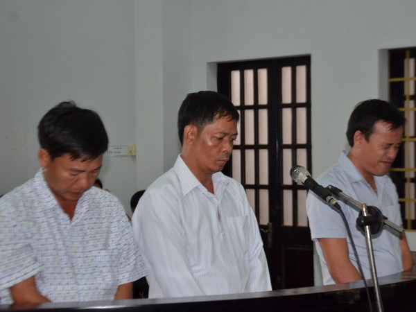 Nhận hối lộ, Phó Chánh thanh tra giao thông lĩnh án 7 năm tù giam ảnh 1