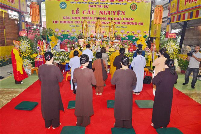 Các cơ sở tự viện làm lễ cầu nguyện cho nạn nhân vụ cháy chung cư mini ảnh 1