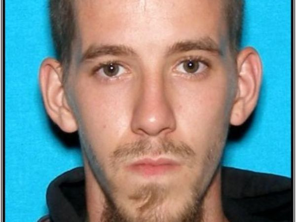 Nghi phạm vụ xả súng, Shawn Walter Bair, 22 tuổi, đã bị cảnh sát tiêu diệt. (Ảnh: indystar.com) Lại diễn ra xả súng đẫm máu tại một bang của Mỹ ảnh 1
