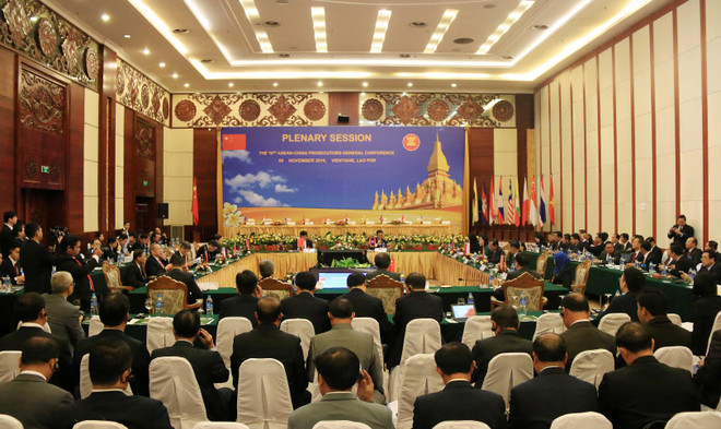 Hội nghị Viện trưởng Viện Kiểm sát, Viện Công tố các nước ASEAN-Trung Quốc lần thứ 10. (Ảnh: Phạm Kiên/Vietnam+) Việt Nam tăng cường hợp tác kiểm sát với Lào và Trung Quốc ảnh 1