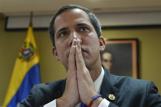 Venezuela cấm mọi giao dịch tài chính với thủ lĩnh đối lập ảnh 1