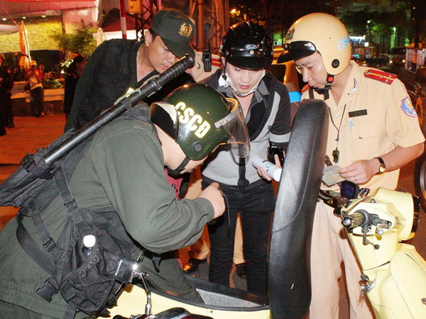  Tăng cường an toàn giao thông ngày kết thúc đợt nghỉ lễ ảnh 1