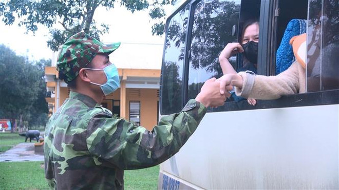 Nhiều công dân kết thúc thời gian cách ly tập trung được trở về nhà ảnh 2