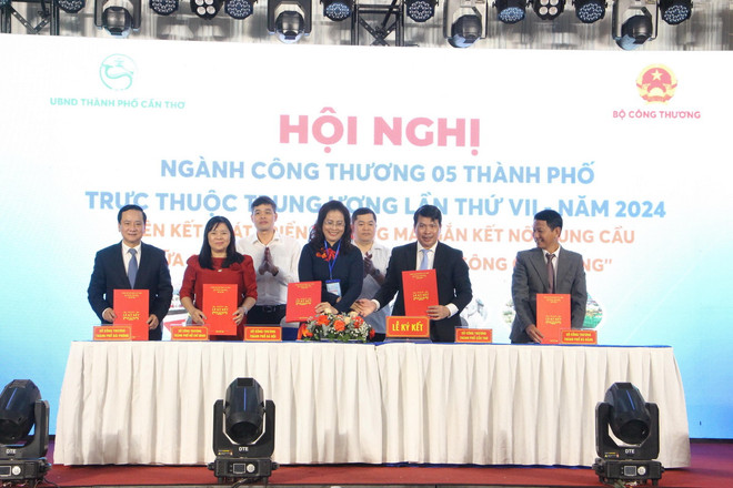 ttxvn_cong thong 5 thanh pho.jpg