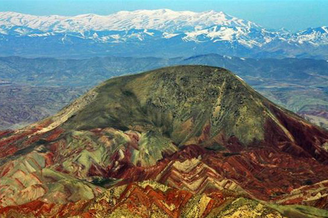 Iran có kế hoạch thu hút 15 tỷ USD đầu tư vào khai khoáng ảnh 1