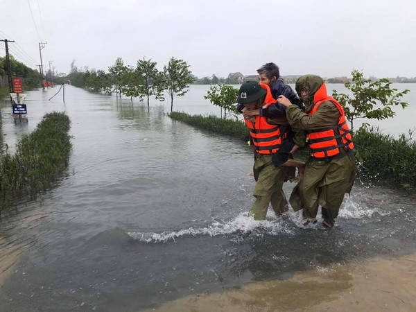 Lũ trên các sông ở Hà Tĩnh đang lên chậm, lũ tại Quảng Bình đạt đỉnh ảnh 2