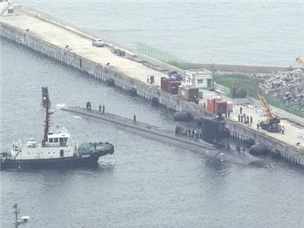 Tàu ngầm hạt nhân mới của Mỹ cập cảng Busan của Hàn Quốc ảnh 1