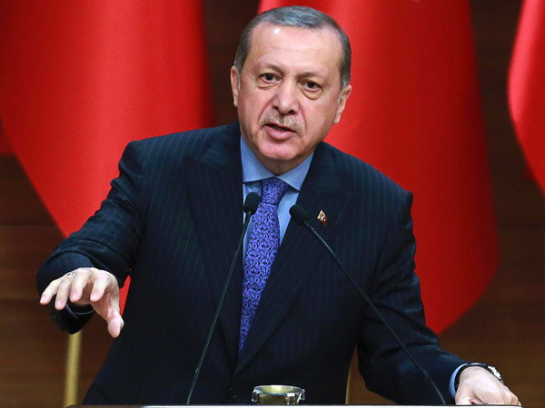 Tổng thống Thổ Nhĩ Kỳ Tayip Erdogan tại một sự kiện ở Ankara. (Nguồn: AFP/TTXVN) Tổng thống Erdogan: Truyền thông phương Tây dung túng âm mưu đảo chính ảnh 1