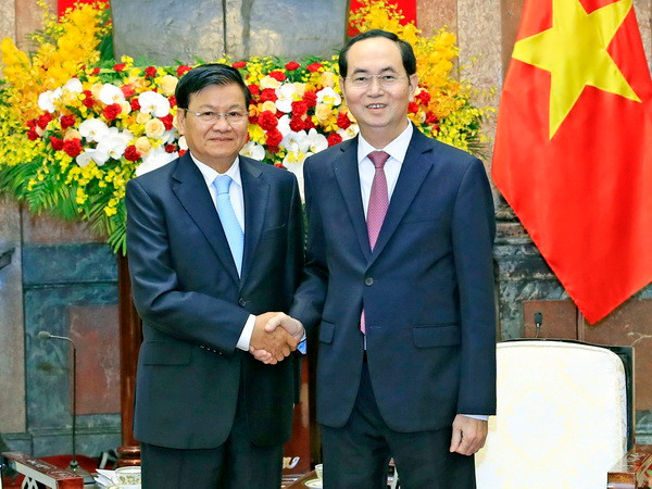 Chủ tịch nước Trần Đại Quang tiếp Thủ tướng Lào Thongloun Sisoulith ảnh 1
