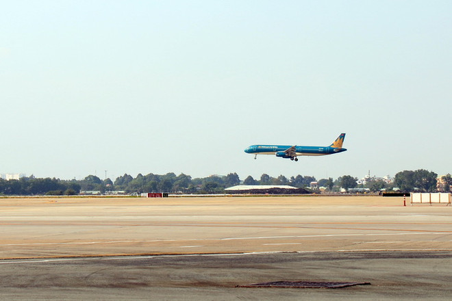 Tạm dừng đường bay TP Hồ Chí Minh-Phú Quốc từ 0h ngày 8/7 ảnh 1