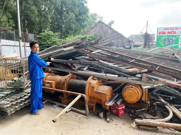 Tây Ninh: Tạm giữ hình sự đối tượng thuê xe cẩu để trộm vật tư ảnh 1