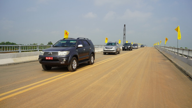 Tây Ninh: Thông xe kỹ thuật cầu An Phước nối hai bờ sông Vàm Cỏ Đông ảnh 1