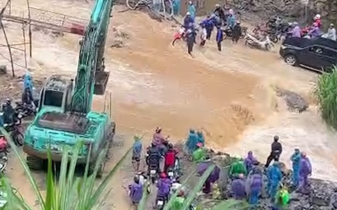 ttxvn_1006_mua ha giang.jpg