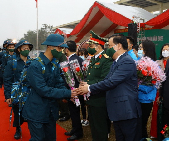 Thanh niên Thủ đô tiếp bước cha anh, vững vàng trên con đường quân ngũ ảnh 1