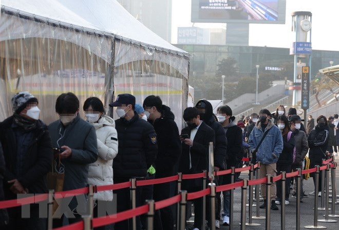 Số ca mắc mới tại Hàn Quốc tăng mạnh, lên hơn 90.000 ca mỗi ngày ảnh 1