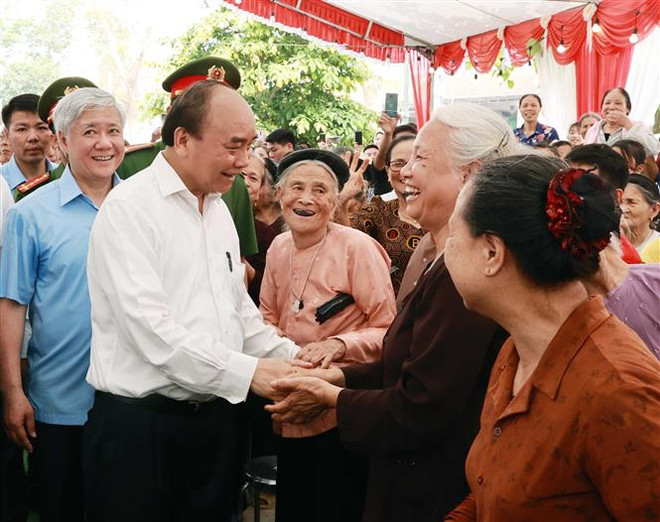 Chủ tịch nước thành kính dâng hương tại Lễ Giỗ Tổ Hùng Vương ảnh 3