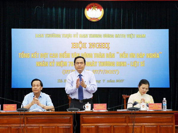 Hơn 197 tỷ đồng ủng hộ, đóng góp cho Quỹ “Đền ơn đáp nghĩa” ảnh 1