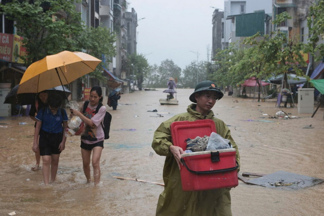 ttxvn_1109_bai giua.jpg