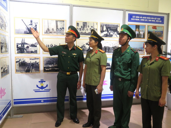 Hà Giang trưng bày chuyên đề về biển đảo và người chiến sỹ hải quân ảnh 1