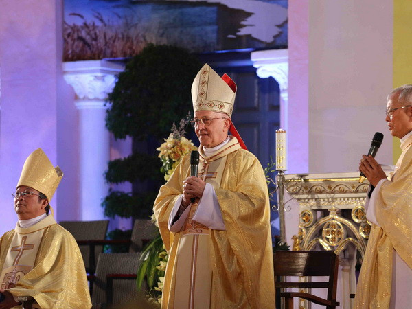 Bộ trưởng Bộ truyền giáo Tòa thánh Vatican thăm Đà Nẵng ảnh 1