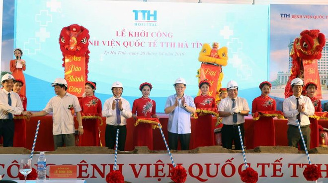 Phó Thủ tướng Vương Đình Huệ tiếp xúc cử tri doanh nghiệp Hà Tĩnh ảnh 1