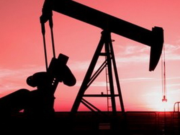 Mỹ tiếp tục duy trì lệnh cấm vận dầu lửa Iran thêm 6 tháng ảnh 1