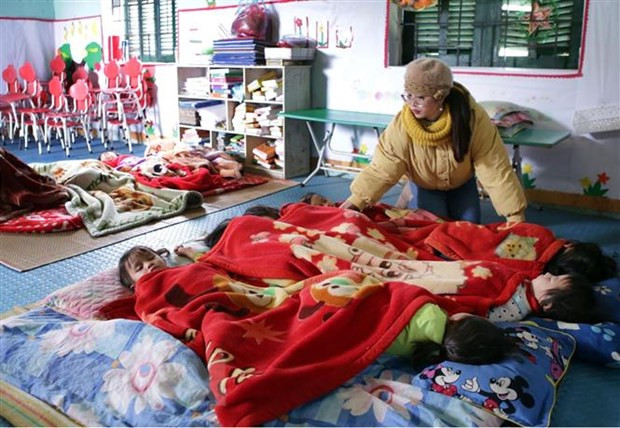 Người dân vùng cao tỉnh Lạng Sơn chủ động phòng chống rét đậm, rét hại ảnh 1