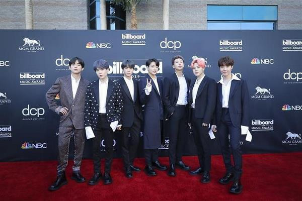 Album mới nhất của BTS vững tốp 10 Billboard tuần thứ 4 liên tiếp ảnh 1