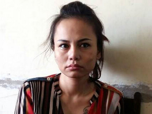 Bắt quả tang đối tượng vận chuyển trái phép 6.000 viên ma túy tổng hợp ảnh 1