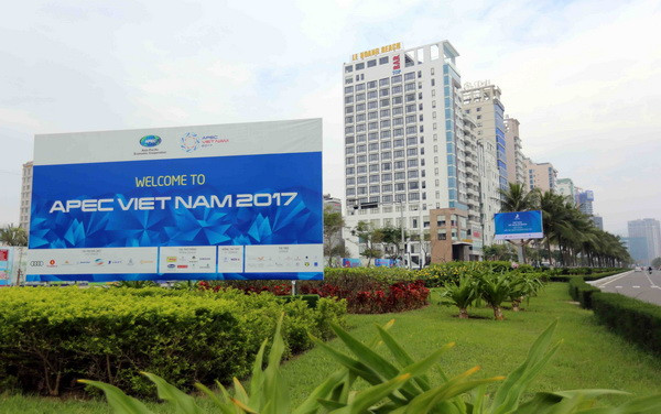APEC 2017 - Việt Nam rộng mở vòng tay chào đón bạn bè ảnh 1