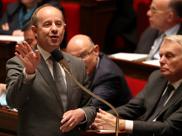 Pháp bắt giữ một phần tử tình nghi chuẩn bị tấn công khủng bố ảnh 1