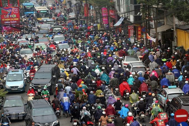 Thí điểm cấm xe máy ở Hà Nội sẽ không tiến hành nóng vội ảnh 1