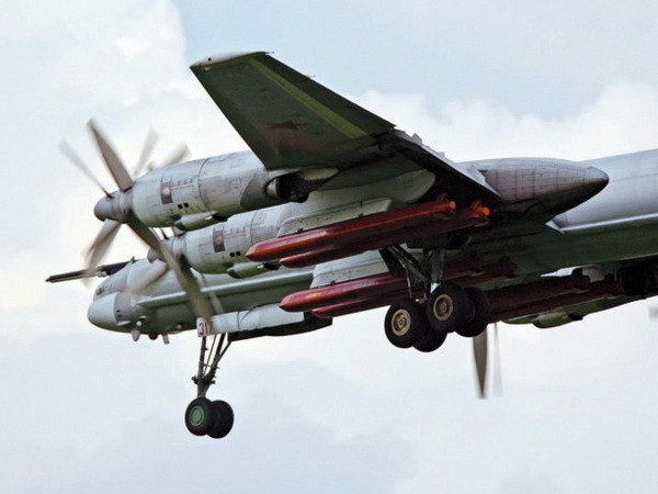 Máy bay trang bị tên lửa chiến lược hiện đại TU-95MSM. (Nguồn: militaryrussia.ru) Nga đưa máy bay trang bị tên lửa tấn công nhóm khủng bố tại Syria ảnh 1