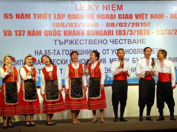 Kỷ niệm 65 năm thiết lập quan hệ ngoại giao Việt Nam-Bulgaria ảnh 1