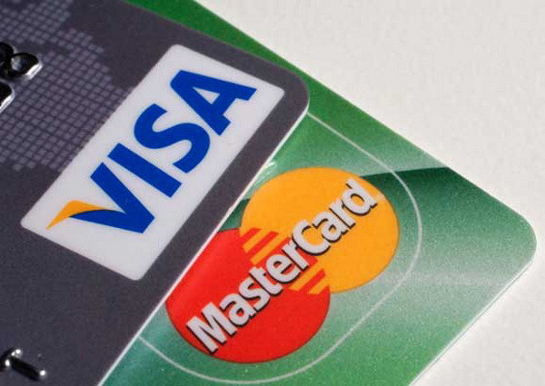 Visa và Mastercard đề xuất giảm phí cà thẻ khi thanh toán ở EU ảnh 1