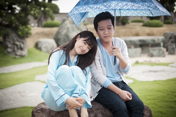 Trường Giang sánh đôi cùng Nhã Phương trong phim "49 ngày" ảnh 1