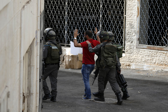 Liên tiếp các vụ tấn công bằng dao nhằm vào người Israel ảnh 1