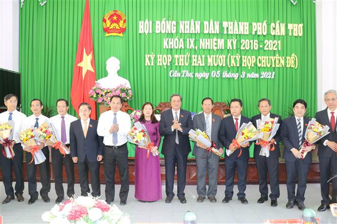 HĐND Cần Thơ thực hiện công tác nhân sự, thông qua các nghị quyết ảnh 2